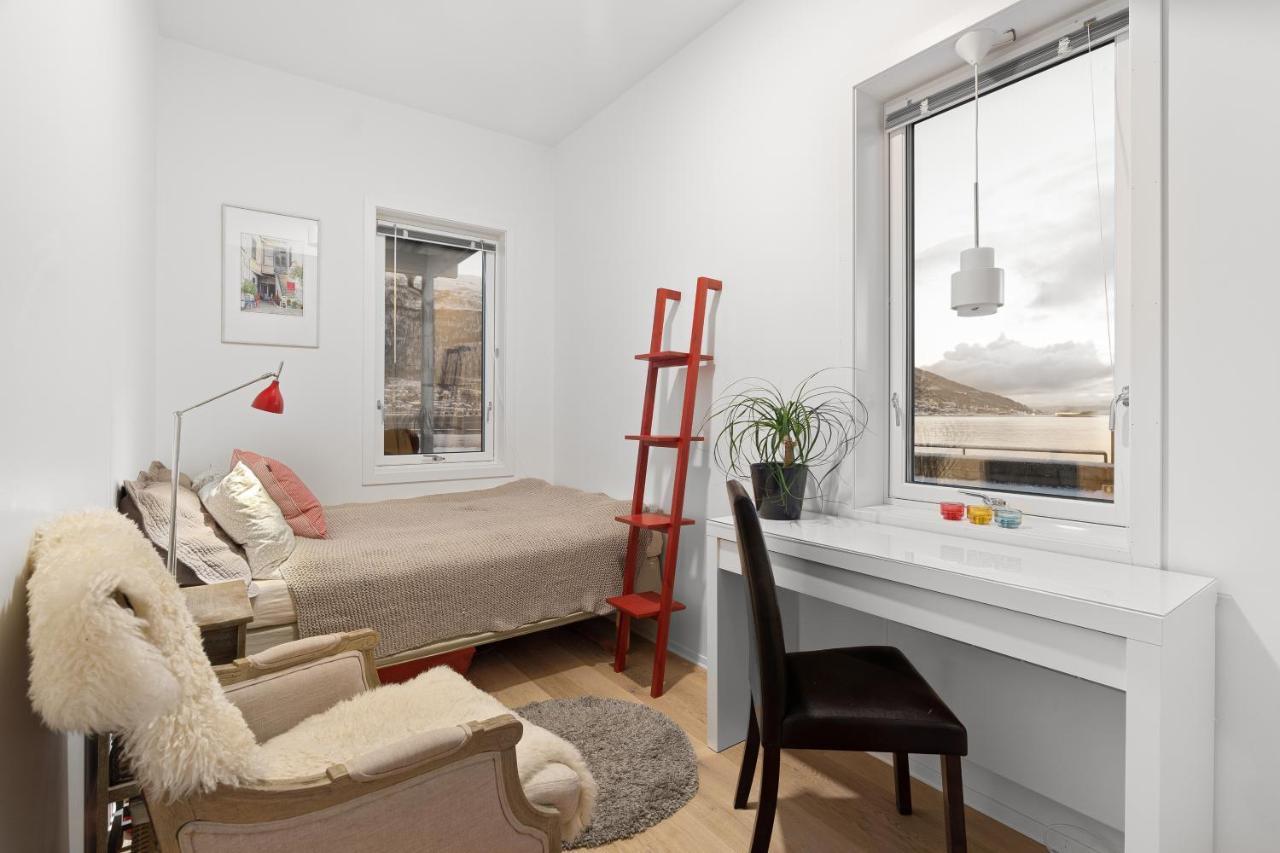Skir 2 Bdr Corner View Apartement Тромсьо Екстериор снимка